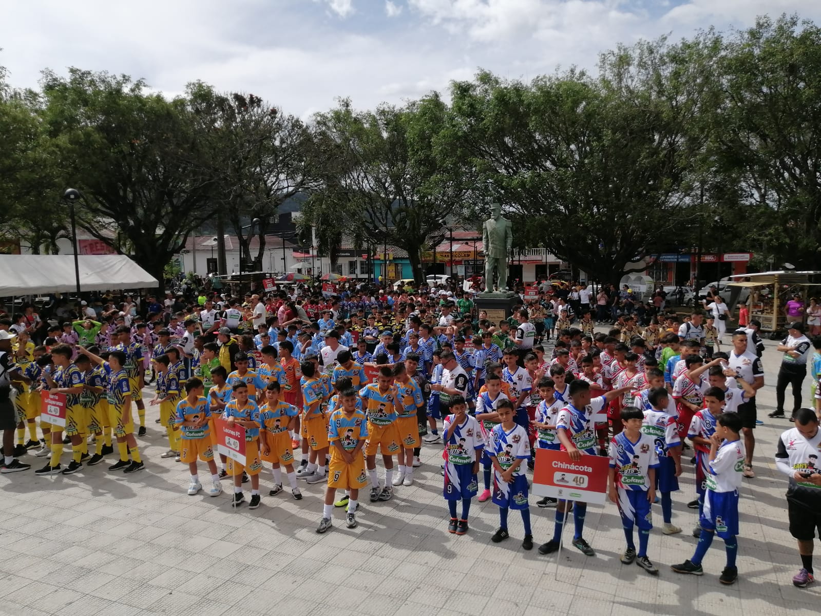 https://festivaldefestivales.com/wp-content/uploads/2024/07/chinacota-vibra-con-el-babyfutbol-colanta.jpeg