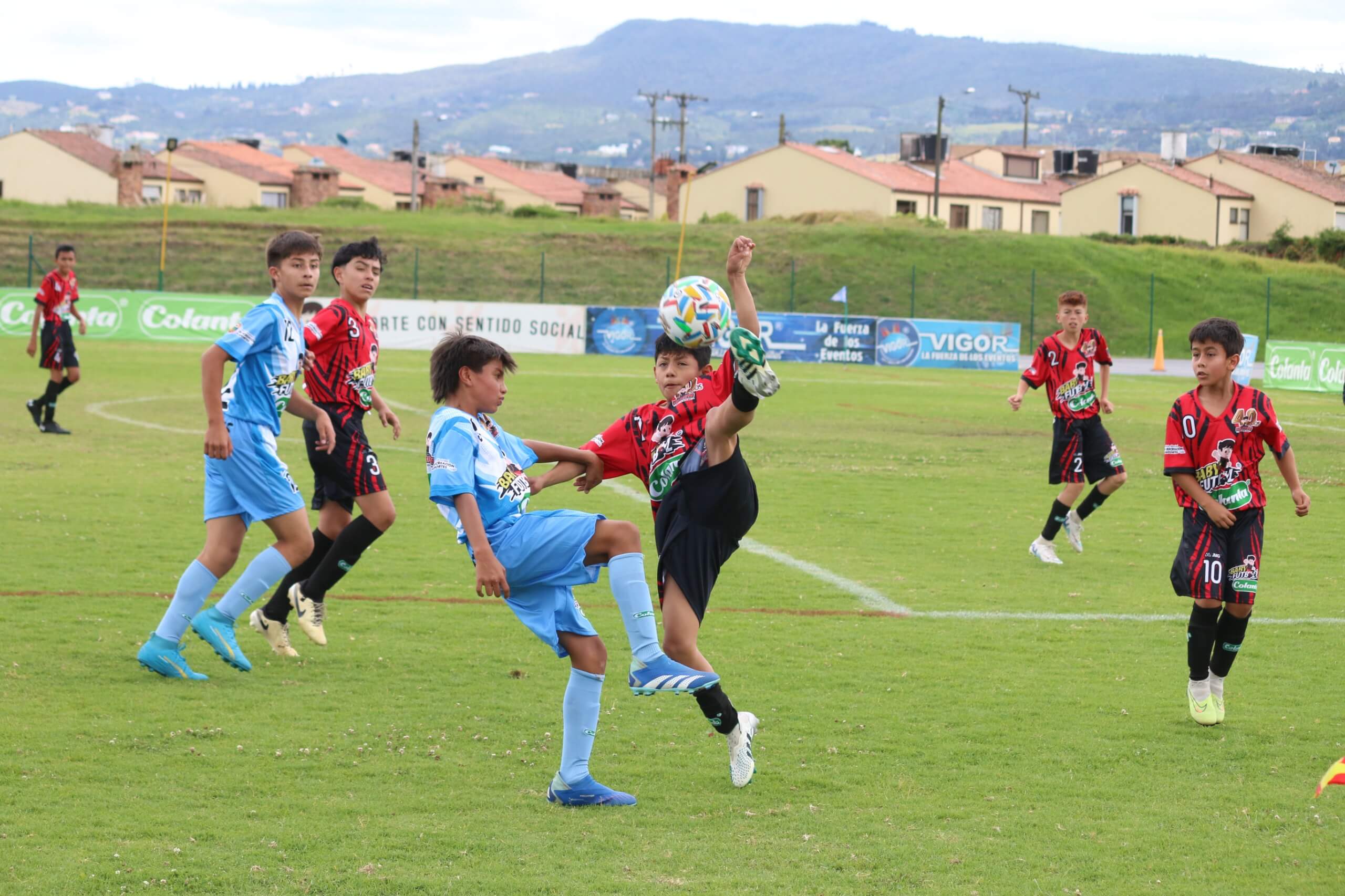 chia-todos-hicieron-debut-babyfutbol-colanta-2024-2025