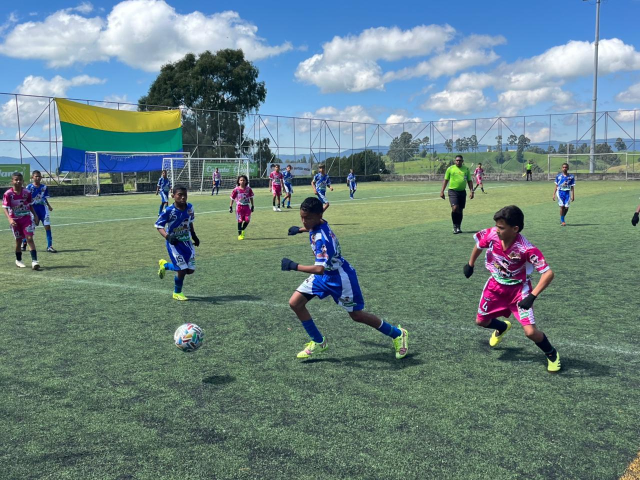 norte-bajo-cauca-babyfutbol-colanta-2024-2025-finalistas