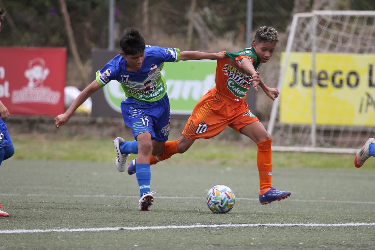 https://festivaldefestivales.com/wp-content/uploads/2025/08/zonal-centro-fem-grupos-mas-babyfutbol-colanta-2025-2026.jpeg