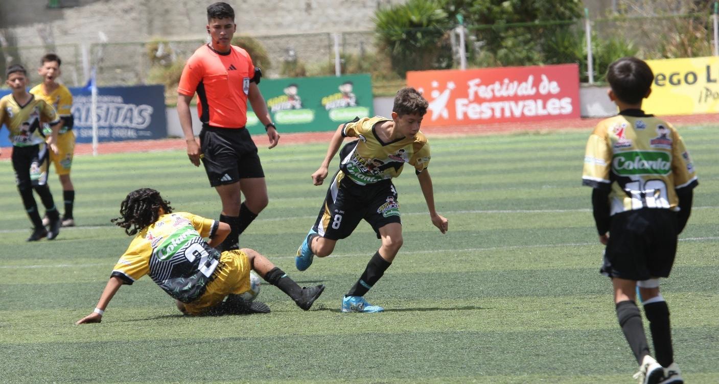 https://festivaldefestivales.com/wp-content/uploads/2025/09/cuartos-de-final-babyfutbol-colanta-2025-2026-la-cruz.jpg